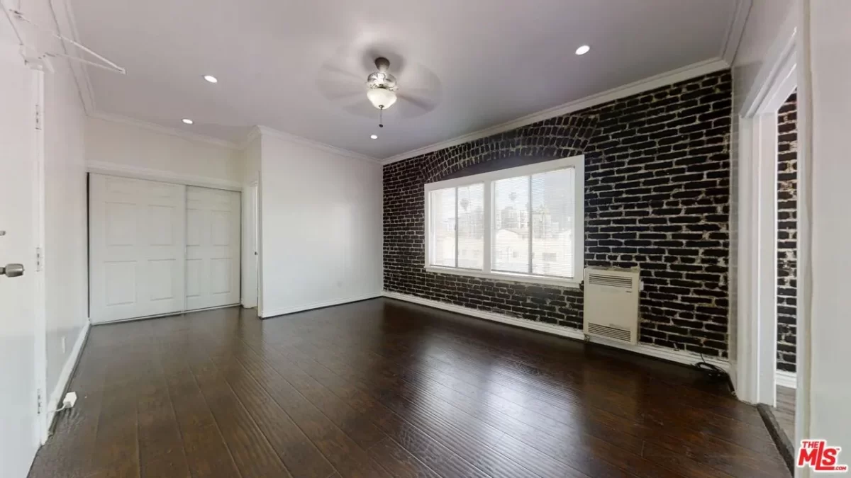 Condo for Rent in Los Angeles, CA