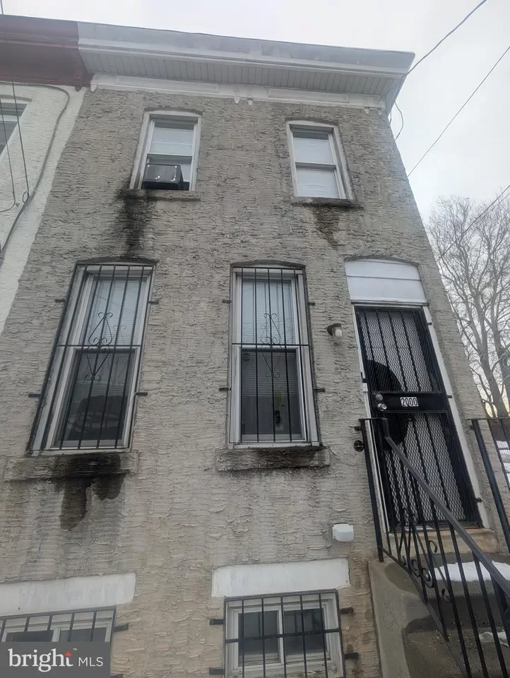 2BR Townhouse for Sale in Camden, NJ