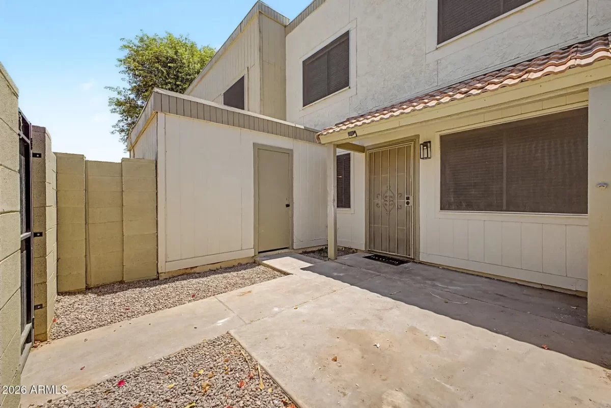 2BR Townhouse for Sale in Glendale, AZ