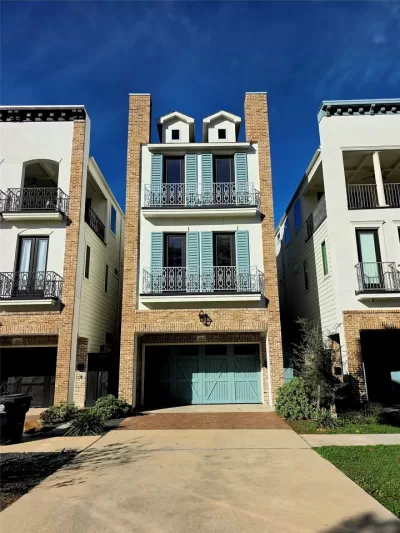 4BR Condo for Rent in Houston, TX