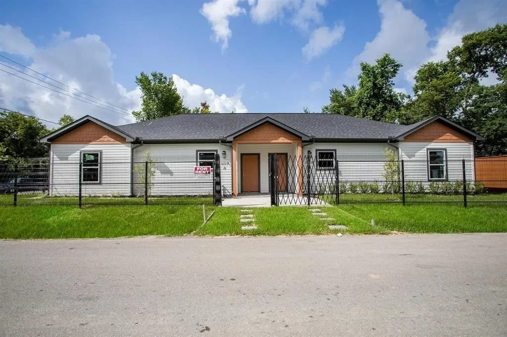 3BR House for Sale in Houston, TX