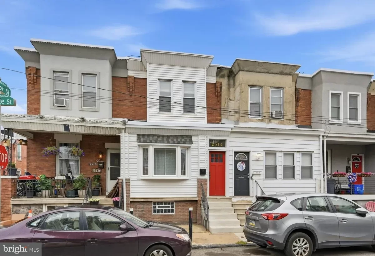 2BR Townhouse for Sale in Philadelphia, PA