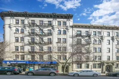 3BR Condo for Sale in New York, NY
