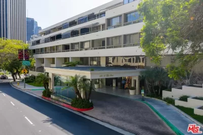 1BR Condo for Sale in Los Angeles, CA