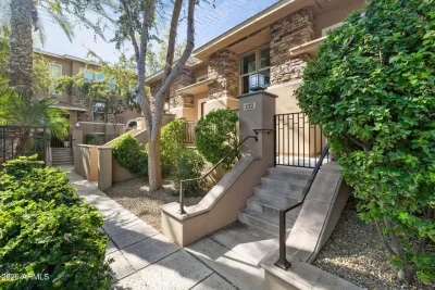 2BR Townhouse for Sale in Phoenix, AZ