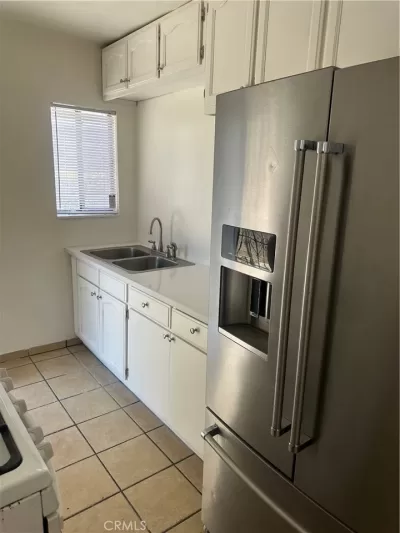 2BR House for Rent in Los Angeles, CA