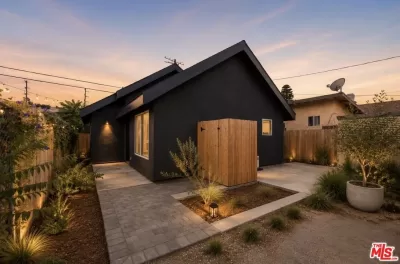 2BR House for Sale in Los Angeles, CA