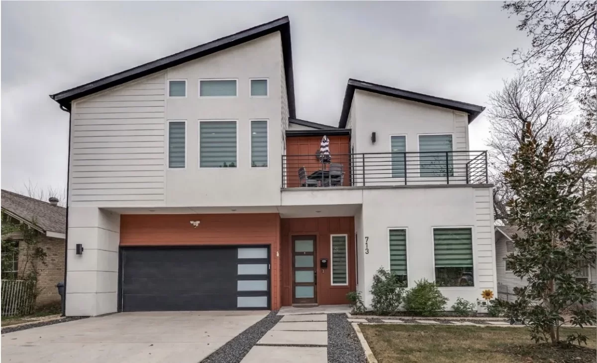 4BR House for Sale in Dallas, TX