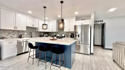 3BR House for Sale in Phoenix, AZ