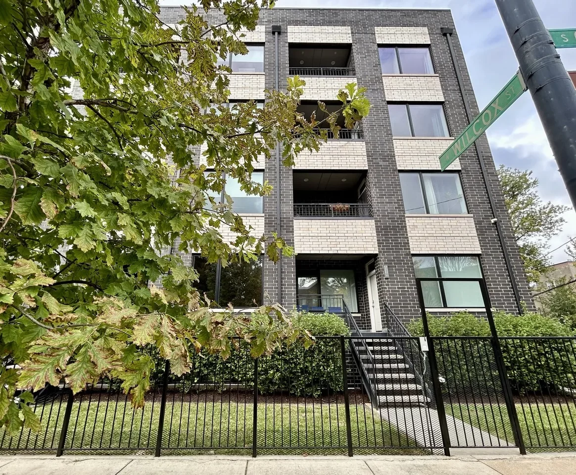 2BR Condo for Rent in Chicago, IL