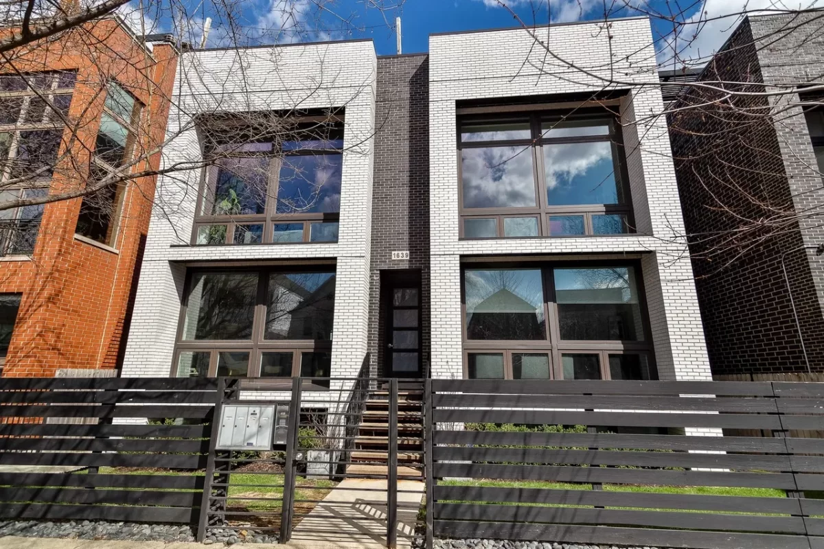 3BR Condo for Sale in Chicago, IL