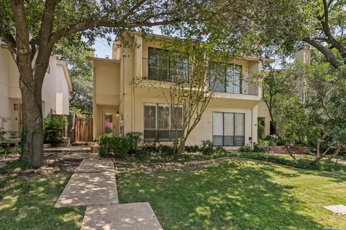 2BR House for Sale in San Antonio, TX