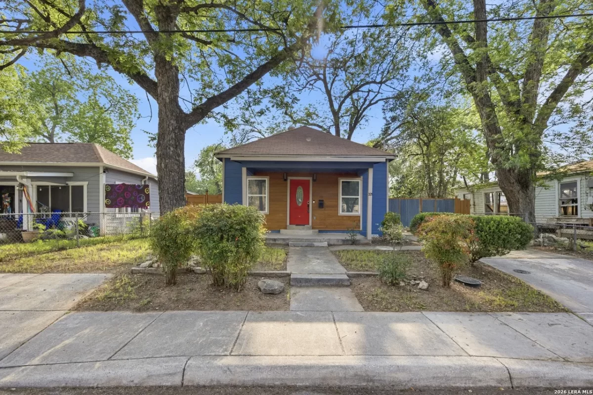 4BR House for Sale in San Antonio, TX