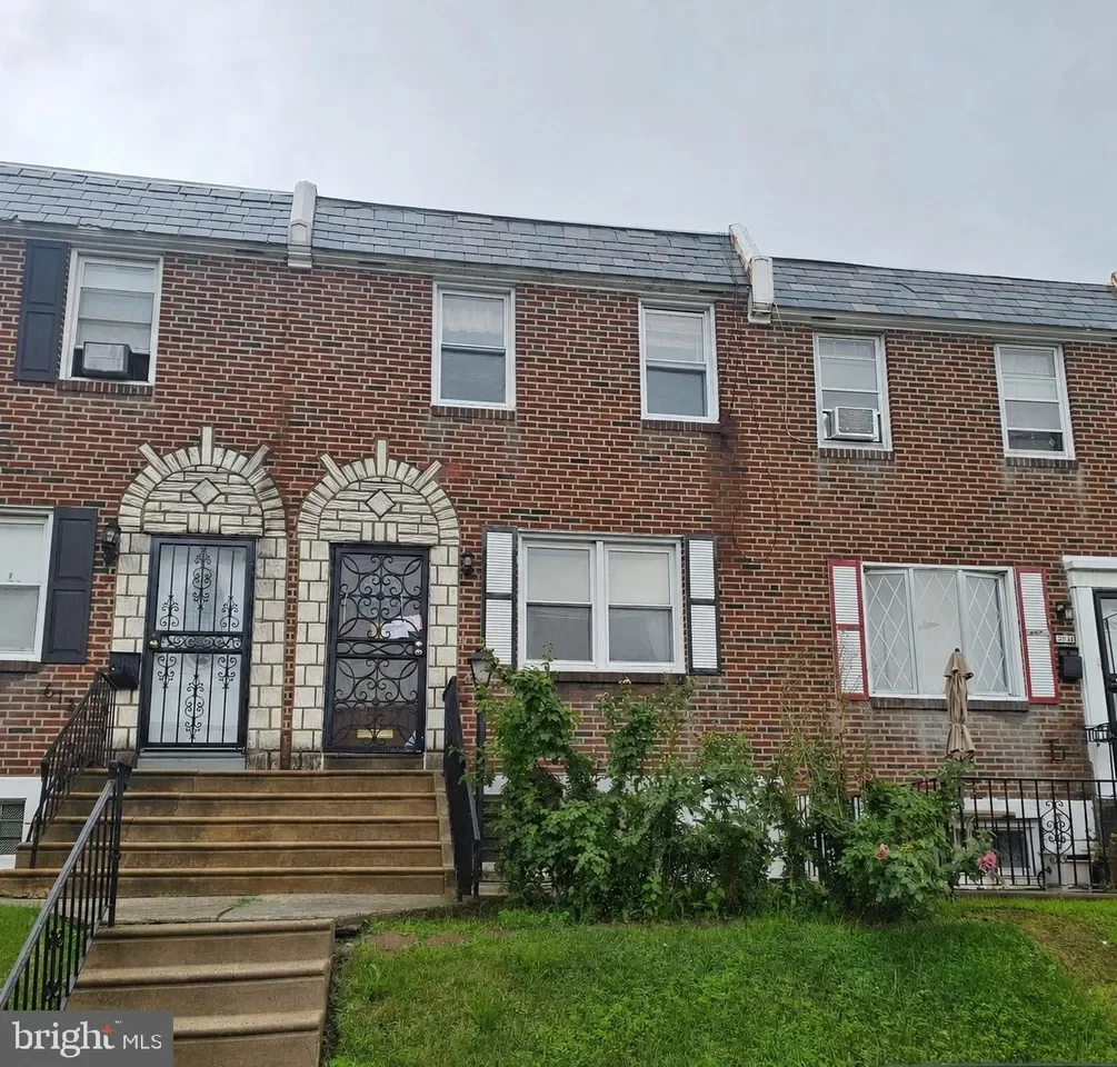 3BR Townhouse for Sale in Philadelphia, PA