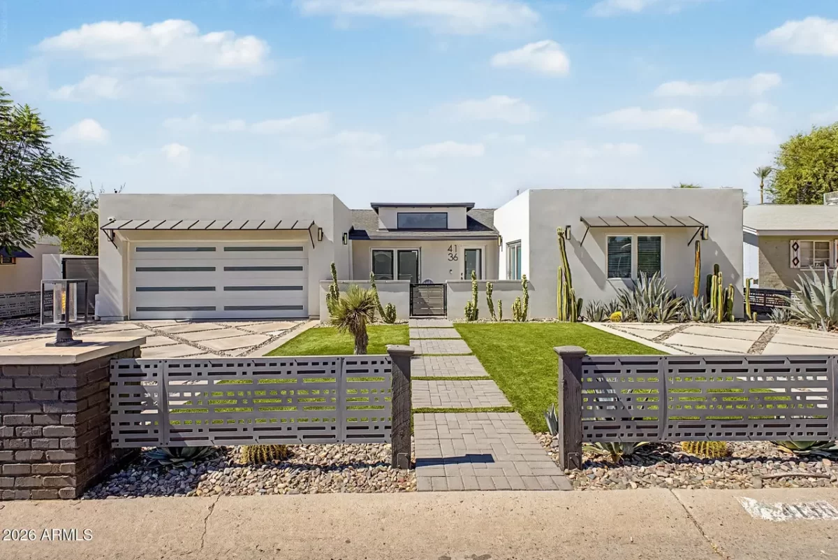 4BR House for Sale in Phoenix, AZ