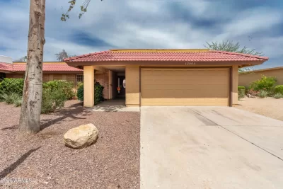 2BR Townhouse for Sale in Phoenix, AZ
