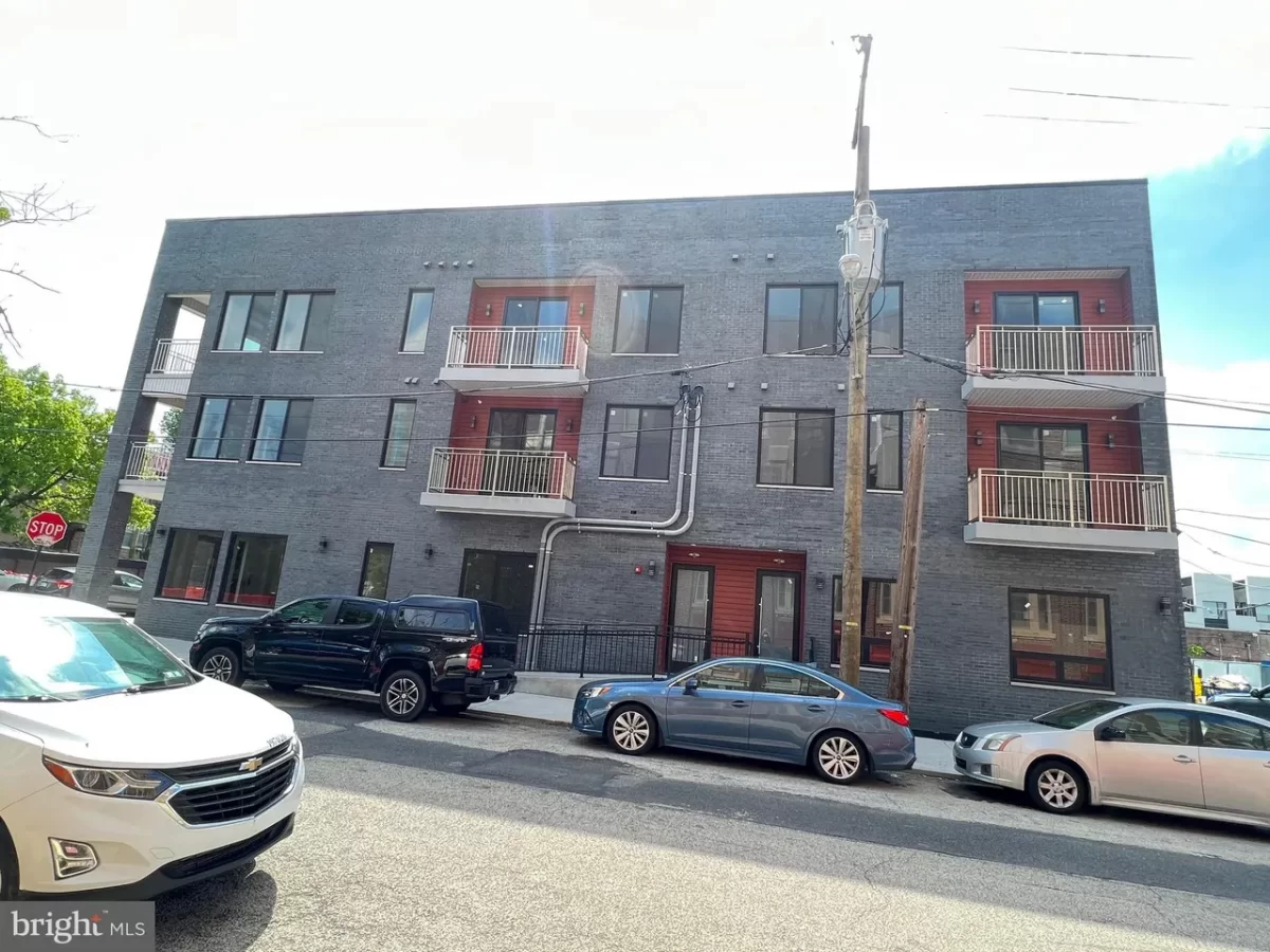 3BR Townhouse for Rent in Philadelphia, PA