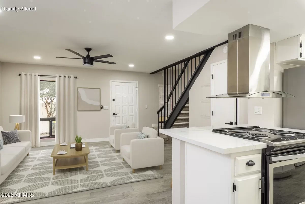 2BR Townhouse for Sale in Phoenix, AZ
