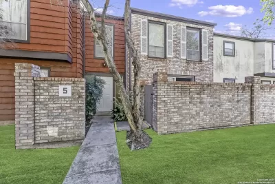 2BR House for Rent in San Antonio, TX