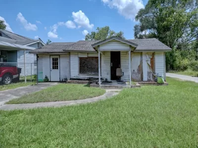 2BR House for Sale in Houston, TX