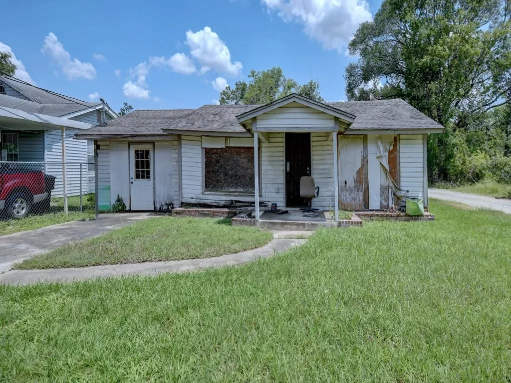 2BR House for Sale in Houston, TX