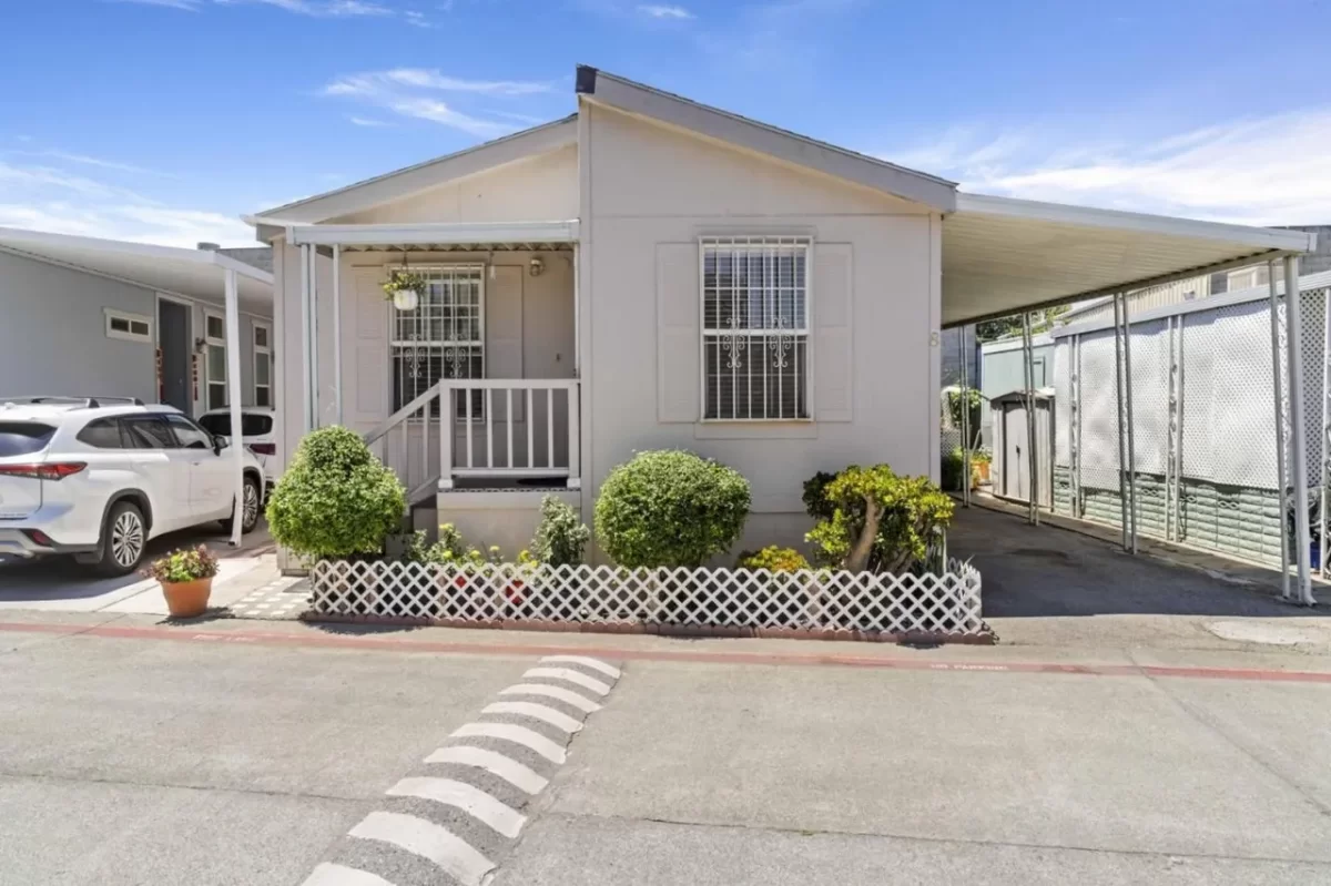 2BR Mobile Home for Sale in San Jose, CA