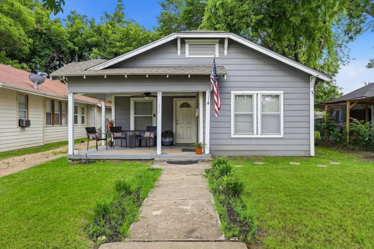 4BR House for Sale in Dallas, TX