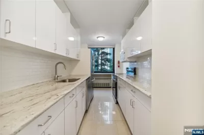 2BR Condo for Sale in Cliffside Park, NJ
