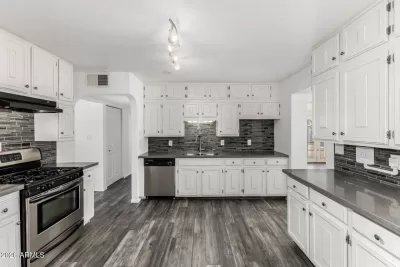 3BR House for Sale in Phoenix, AZ