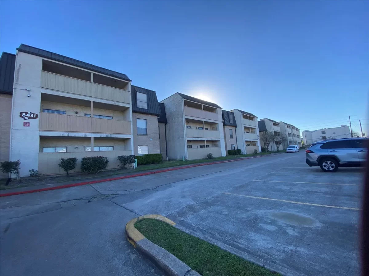 3BR Condo for Sale in Houston, TX
