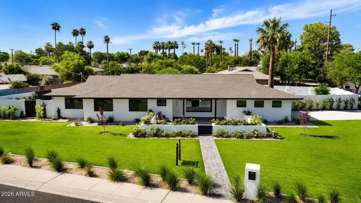 4BR House for Sale in Phoenix, AZ