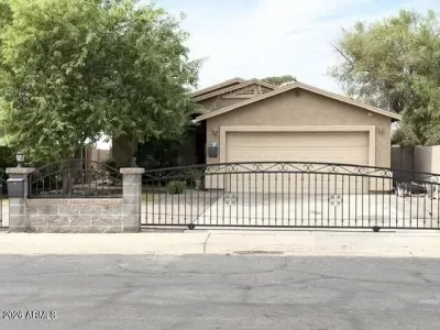 3BR House for Sale in Phoenix, AZ