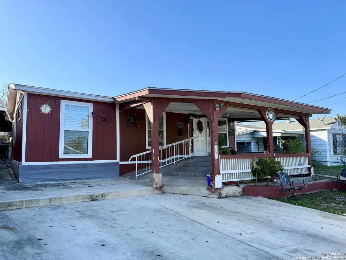 4BR House for Sale in San Antonio, TX