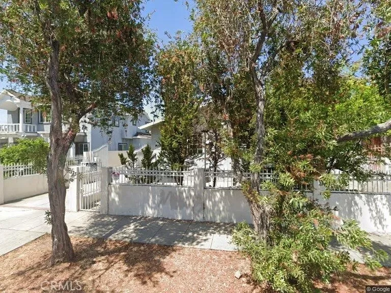 7BR Multi-Family for Sale in Los Angeles, CA