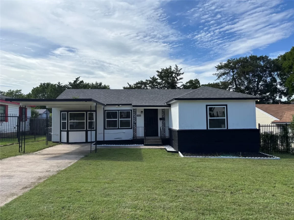 4BR House for Rent in Dallas, TX