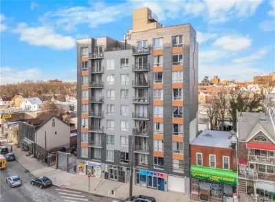 1BR Condo for Sale in Woodside, NY