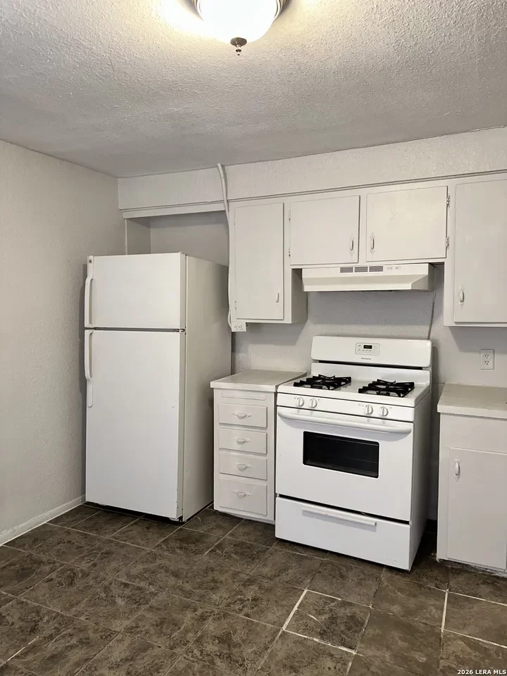 2BR House for Rent in San Antonio, TX