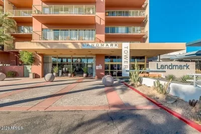 Condo for Sale in Phoenix, AZ