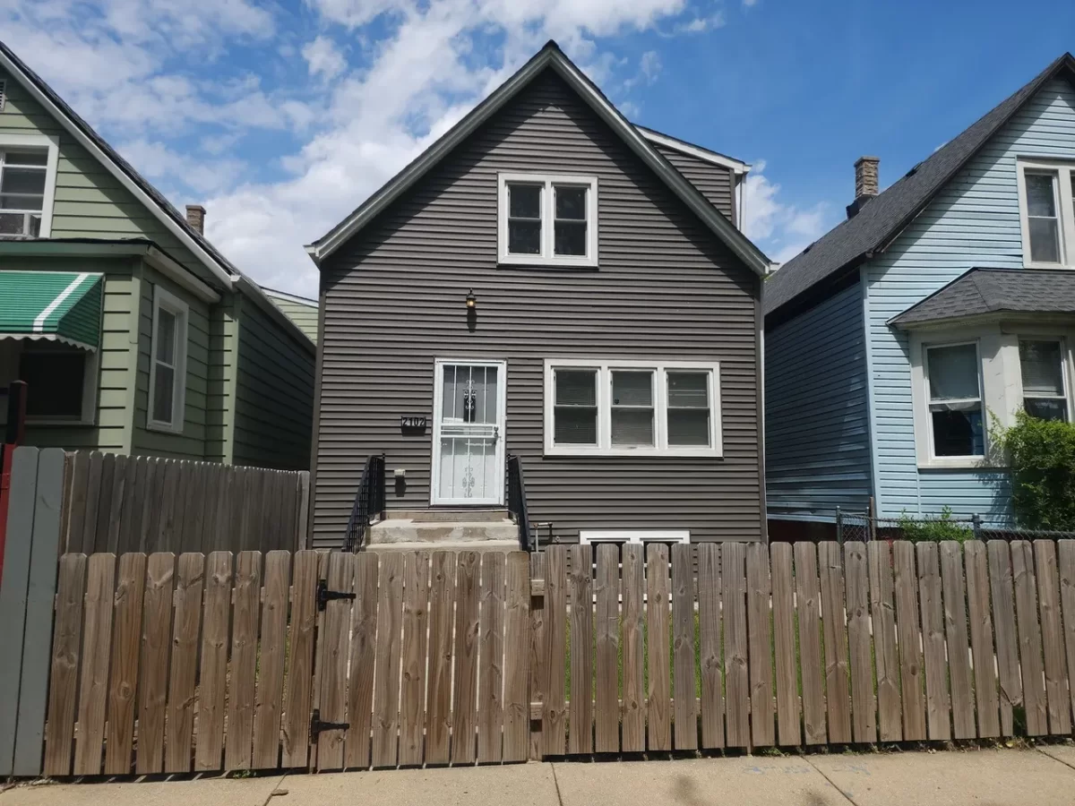 4BR House for Sale in Chicago, IL