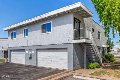 2BR Townhouse for Sale in Phoenix, AZ