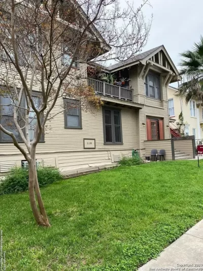 2BR House for Rent in San Antonio, TX