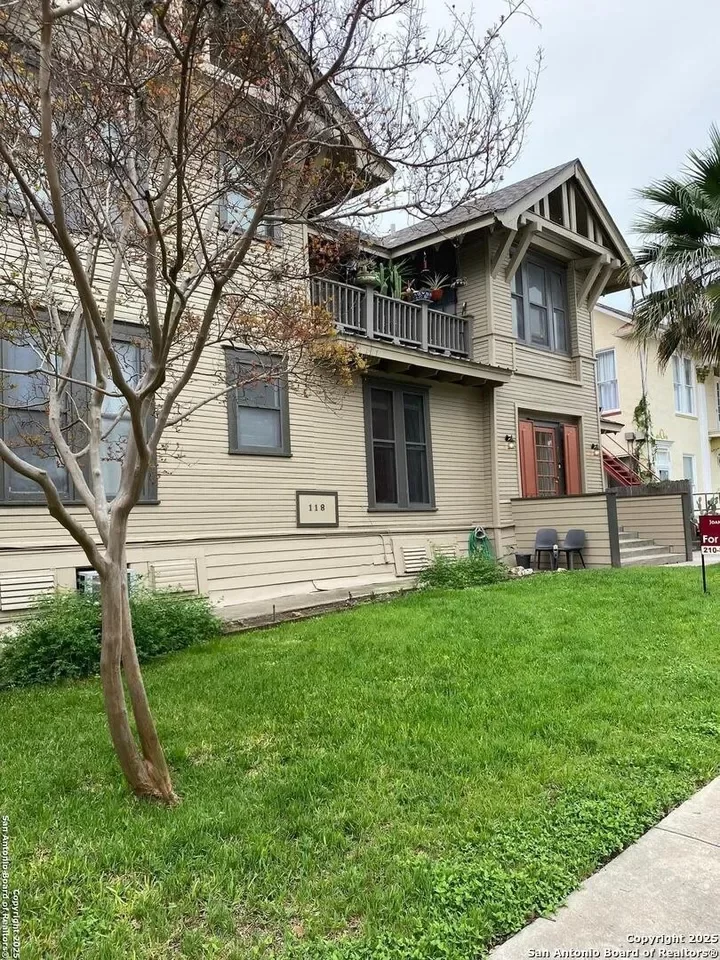 2BR House for Rent in San Antonio, TX