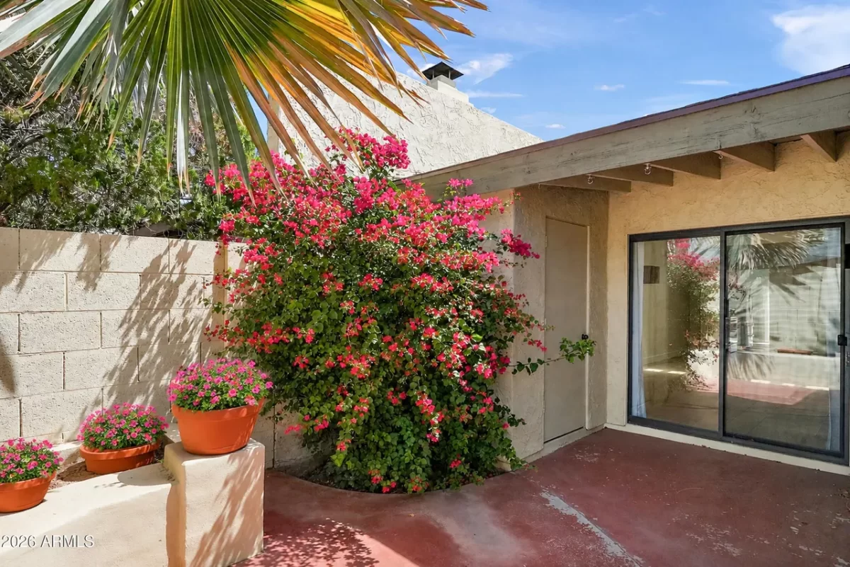 3BR Townhouse for Sale in Phoenix, AZ