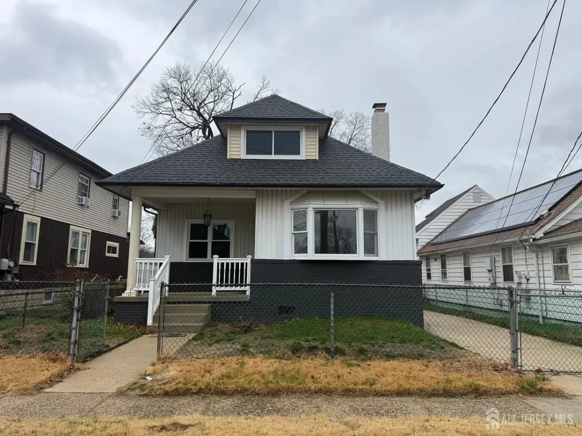 4BR House for Sale in National Park, NJ