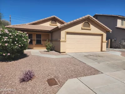 4BR House for Sale in Phoenix, AZ
