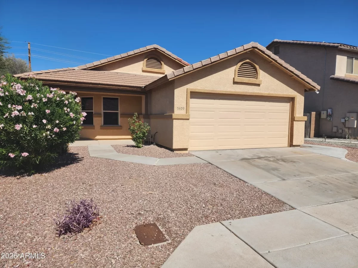 4BR House for Sale in Phoenix, AZ