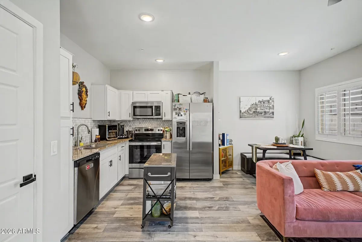 2BR Townhouse for Sale in Phoenix, AZ