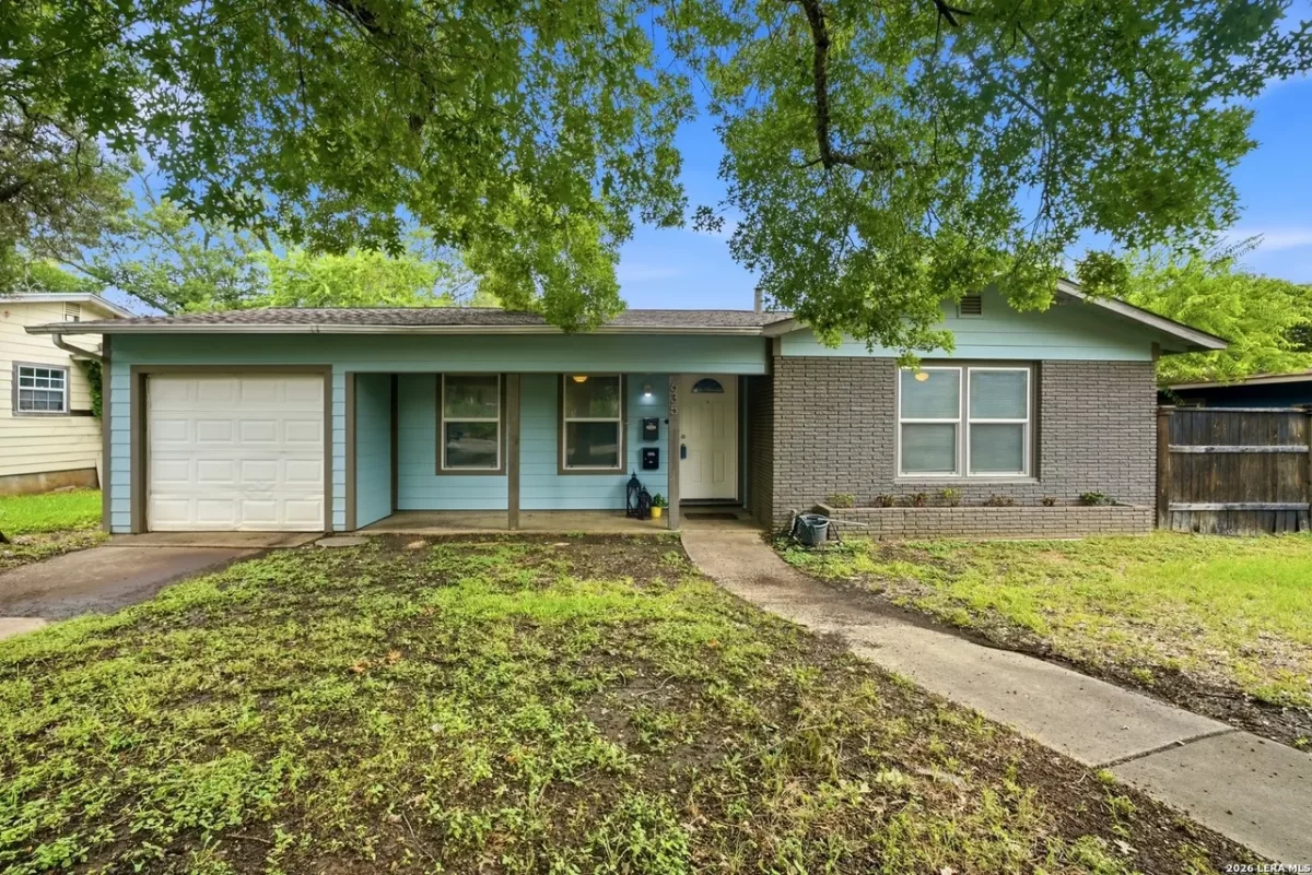 3BR House for Sale in San Antonio, TX