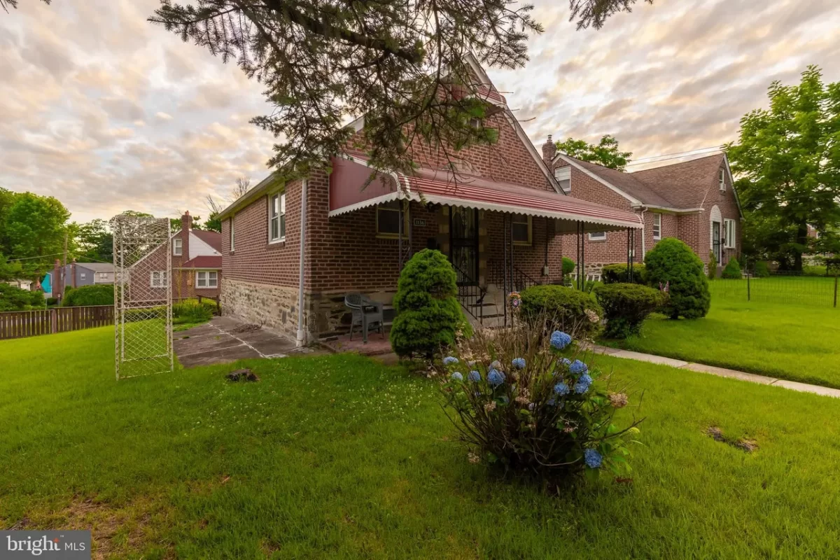 4BR House for Sale in Yeadon, PA