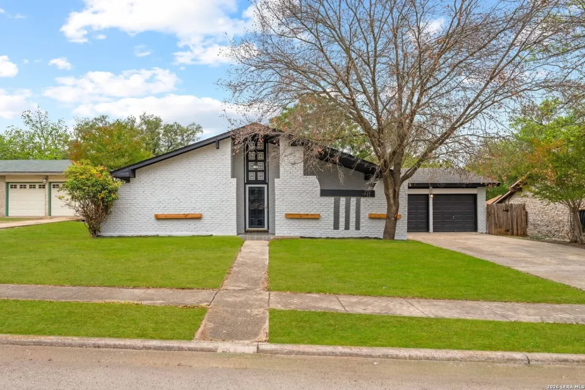 4BR House for Sale in San Antonio, TX